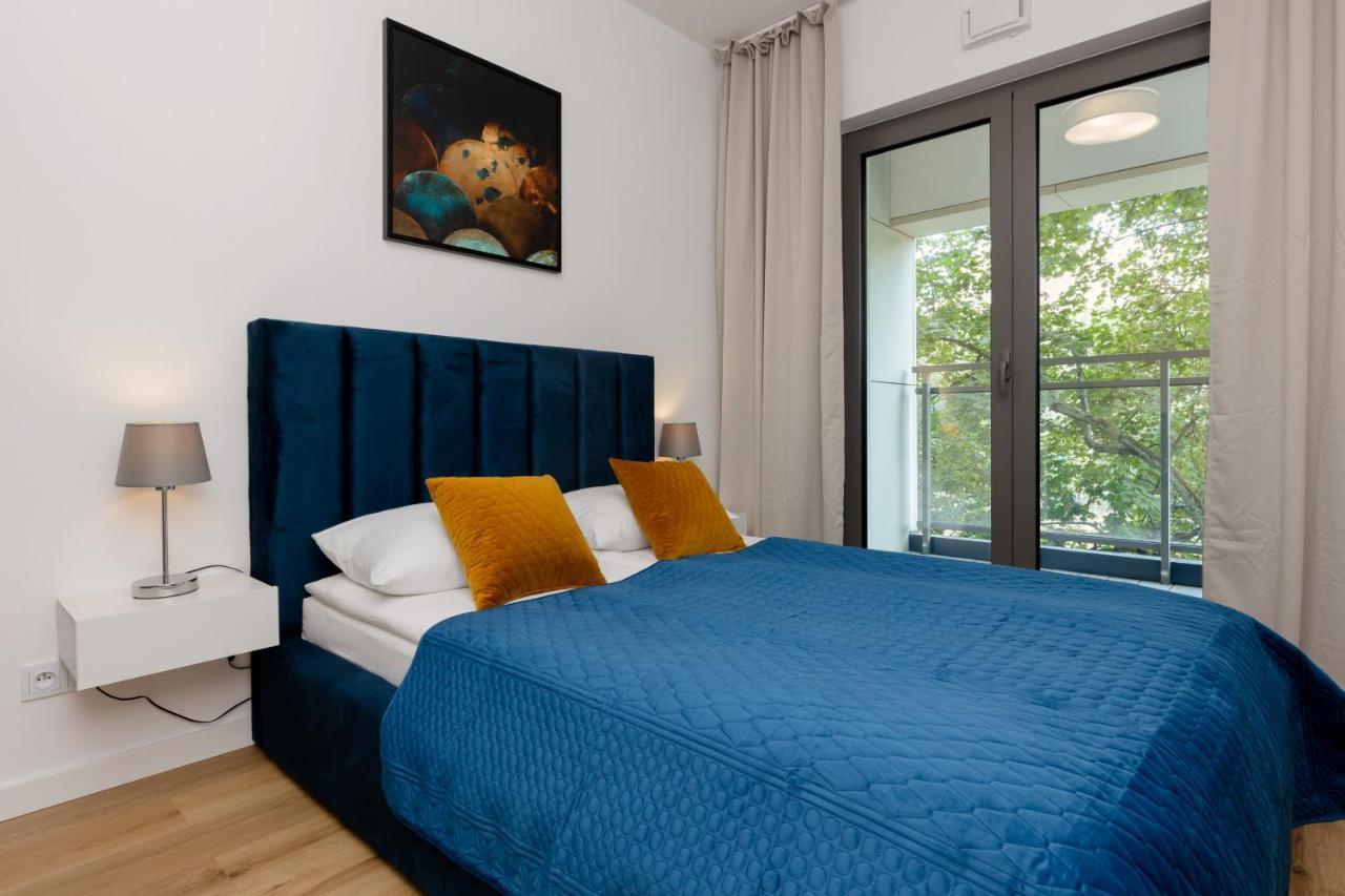Apartment Avenue Solidarnosci On Wola By Noclegi Renters Warszawa Exteriör bild